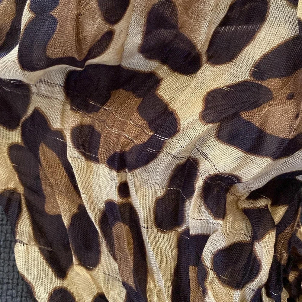 Leopard Print Infinity Style Scarf - Picture 2 of 2